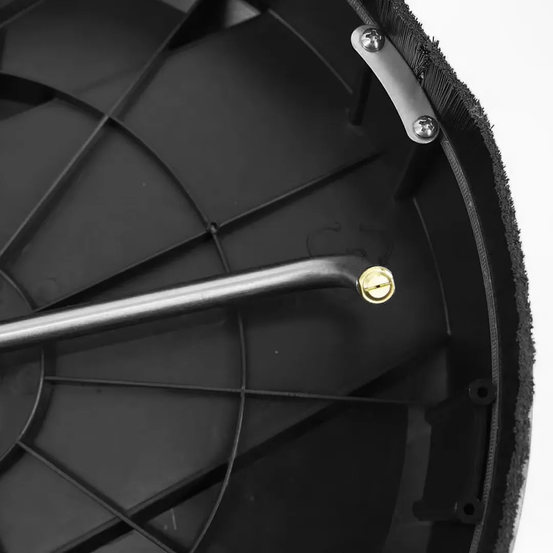 Driveway & Flat Surface Cleaner - 15 Inch Diameter, 2100psi, 6GPM impact resistant with 1/4" M Quick-Connector
