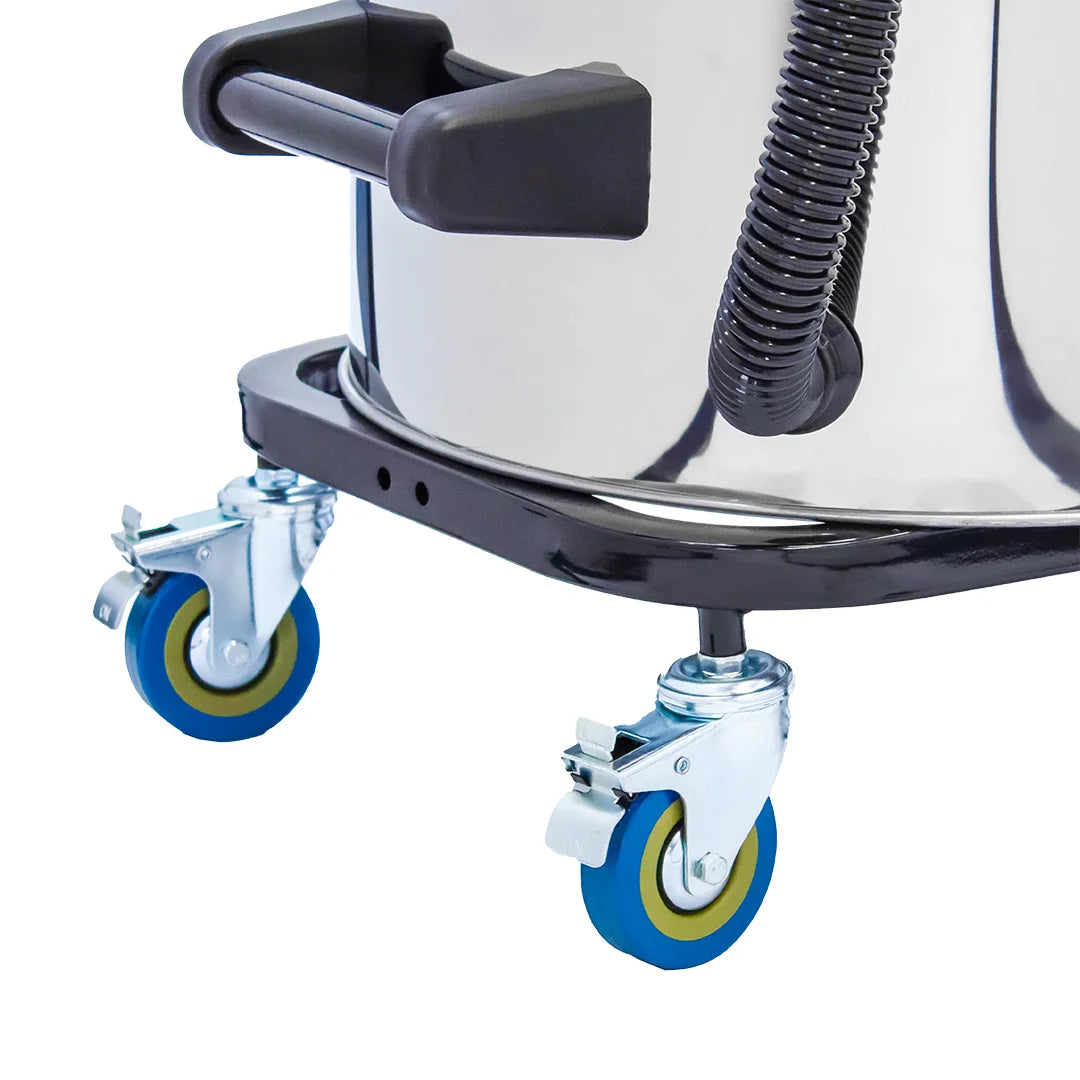 Cyclone Classic Pro 16 Gallon 3600W Commercial Gutter Vacuum System with 40ft Aluminum Pole Kit, Carry Bag and Inspection Camera