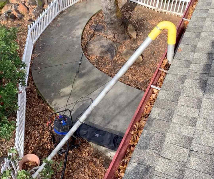 28 Foot Reach Gutter Poles