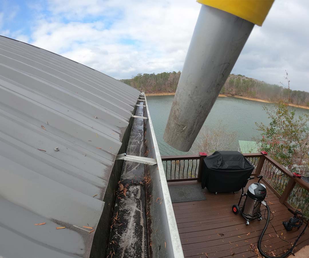 28 Foot Reach Gutter Pole Based Residential Systems