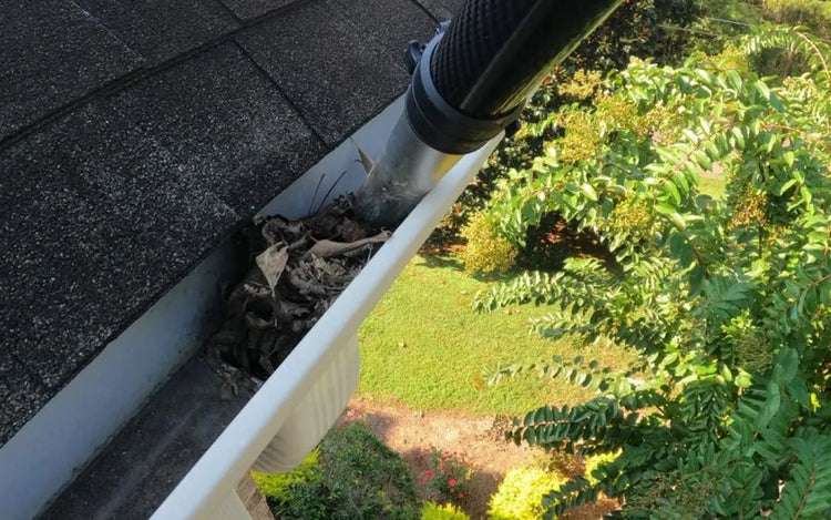 16 Gallon Cyclone Classic Pro Residential Gutter Vacuum Systems