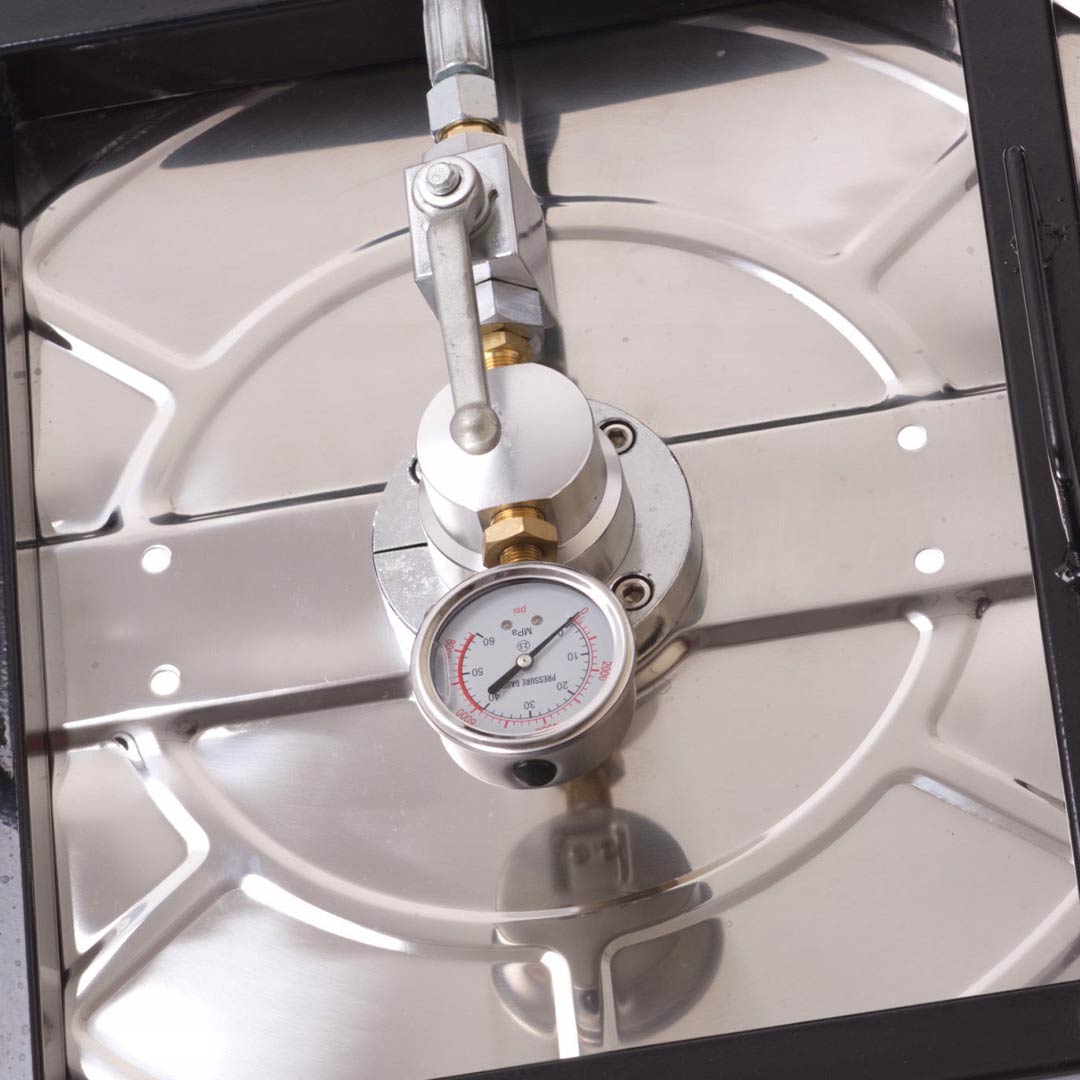 Gallery image 4 for 21" Stainless Steel Rotating Roof Cleaner