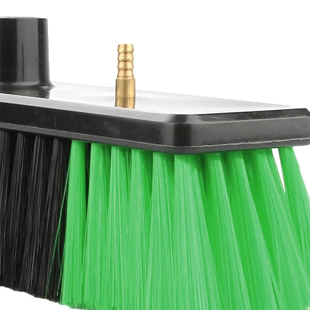 Closed-up view of 11 inches nylon brush head.