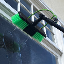 Load image into Gallery viewer, Window Cleaning &amp; Solar Washing Tool - Water Fed Pole Brush (24 Foot Reach)